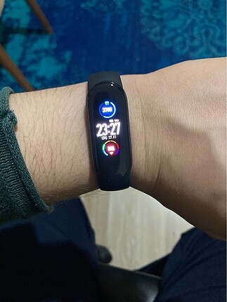 Xiaomi Mi Band 5