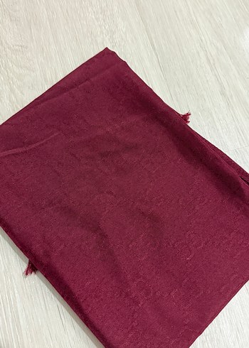 Gucci Bordo İnce Desenli Sal