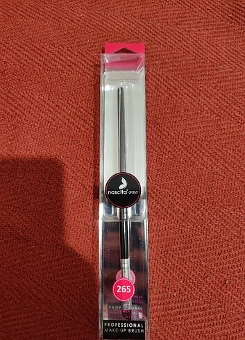 Nascita eyeliner fırçası 