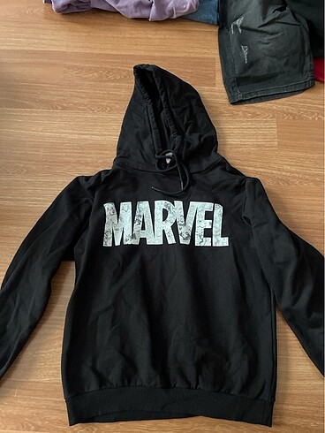 koton marvel sweathirt