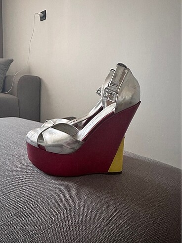 Giuseppe Zanotti Tasarım topuk