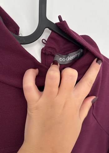 Stradivarius Bordo Yarım Kol Yüksek Yakalı Hamile Bluz