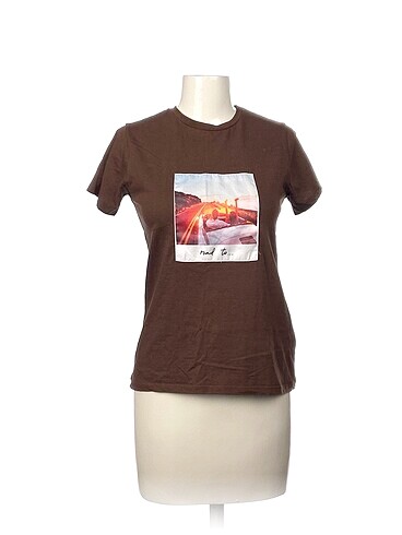 Trendyol & Milla T-shirt %70 İndirimli.