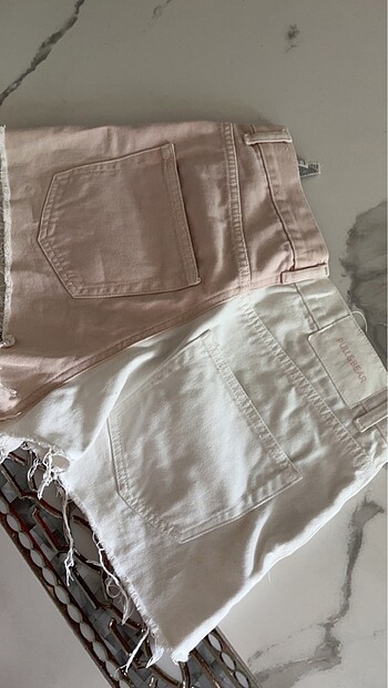 m Beden pull and bear şort