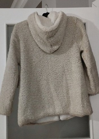 Bej Kapüşonlu peluş mont