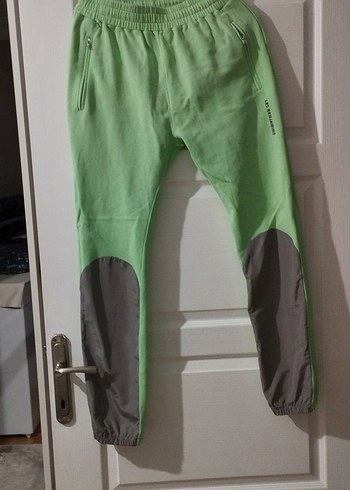 Gri Detaylı Yeşil Outdoor Erkek Eşofman Altı - Görsel 2