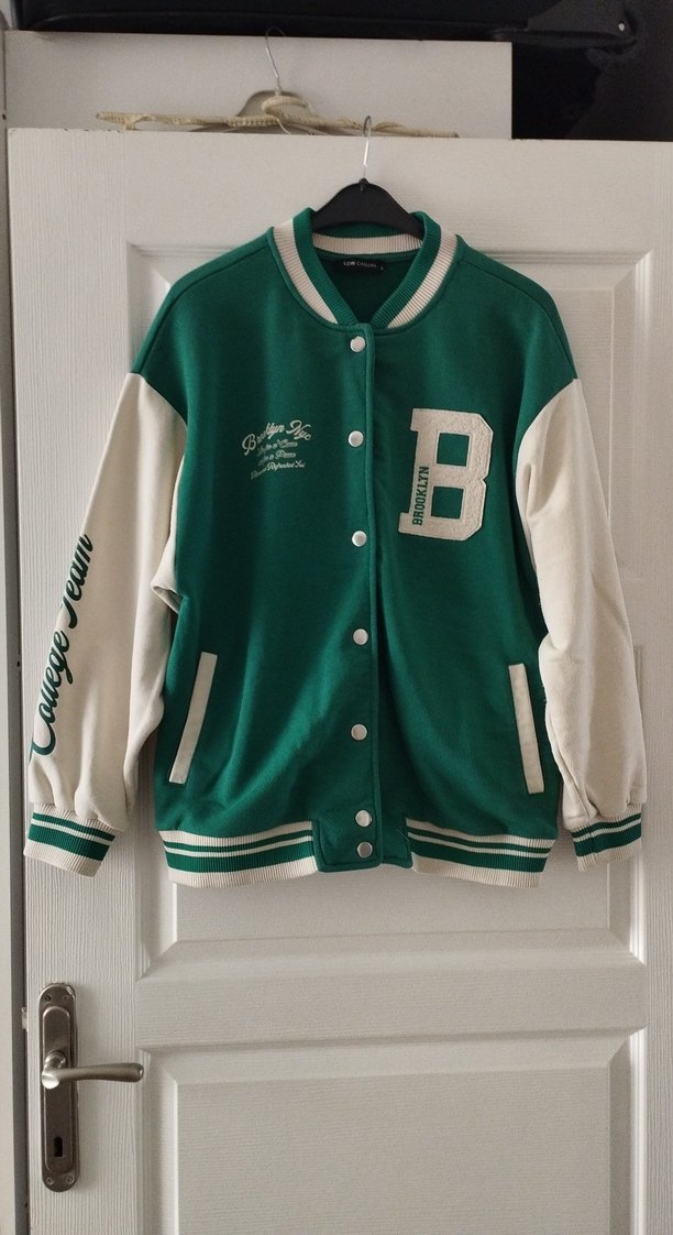 Düğmeli Yeşil Kadın Bomber Ceket - Görsel 3