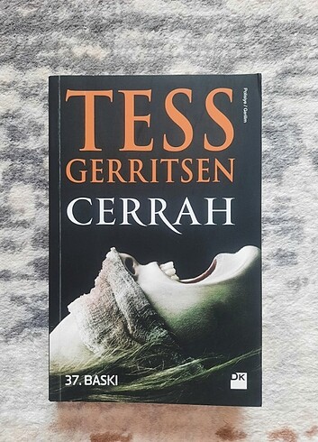 Tess gerritsen cerrah kitabı 