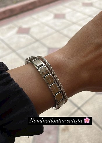 Zincir Detaylı Minimalist Kadın Bileklik