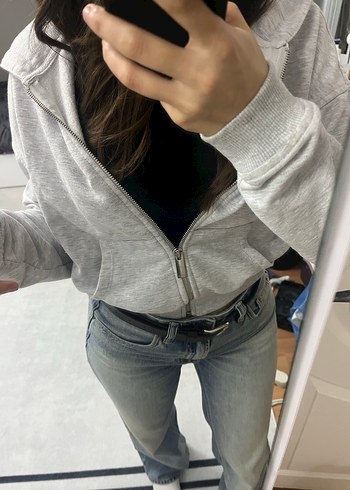 Gri Yüksek Yakalı Fermuarlı Sweatshirt