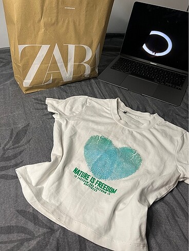 Bershka Crop tişört