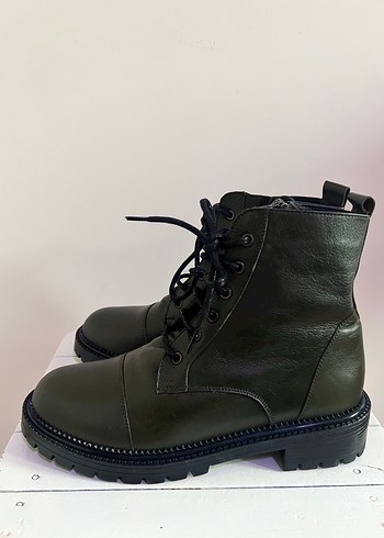 Diğer Tunaelli Haki Kadın Fermuarlı Deri Bot