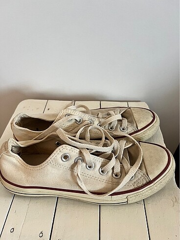 37 Beden Converse Krem Spor Ayakkabı