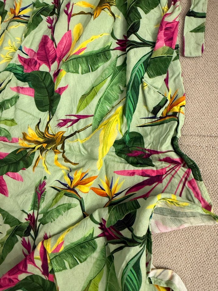 Çiçek Desenli Çok Renkli İpek Takım - Görsel 5