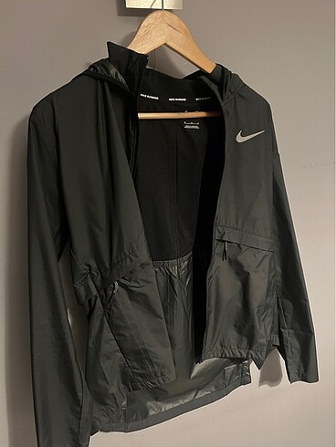 Nike spor üst