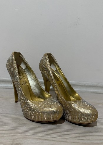 Diger Altın Renkli Payetli Stiletto Topuklu Ayakkabı