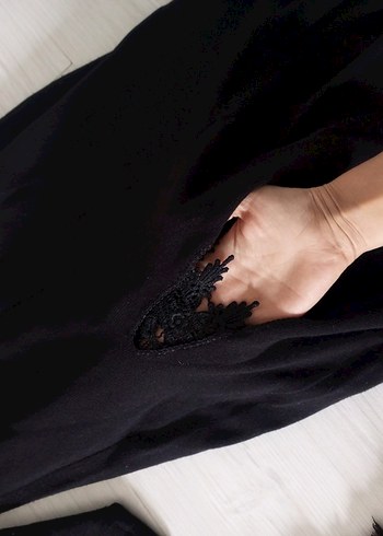 38 Beden siyah Renk boğazlı yırtmaçlı kalem elbise