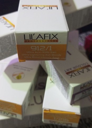 Lilafix 912.1 Ultra Açıcı Küllü Sarı Saç Boyası - Görsel 5