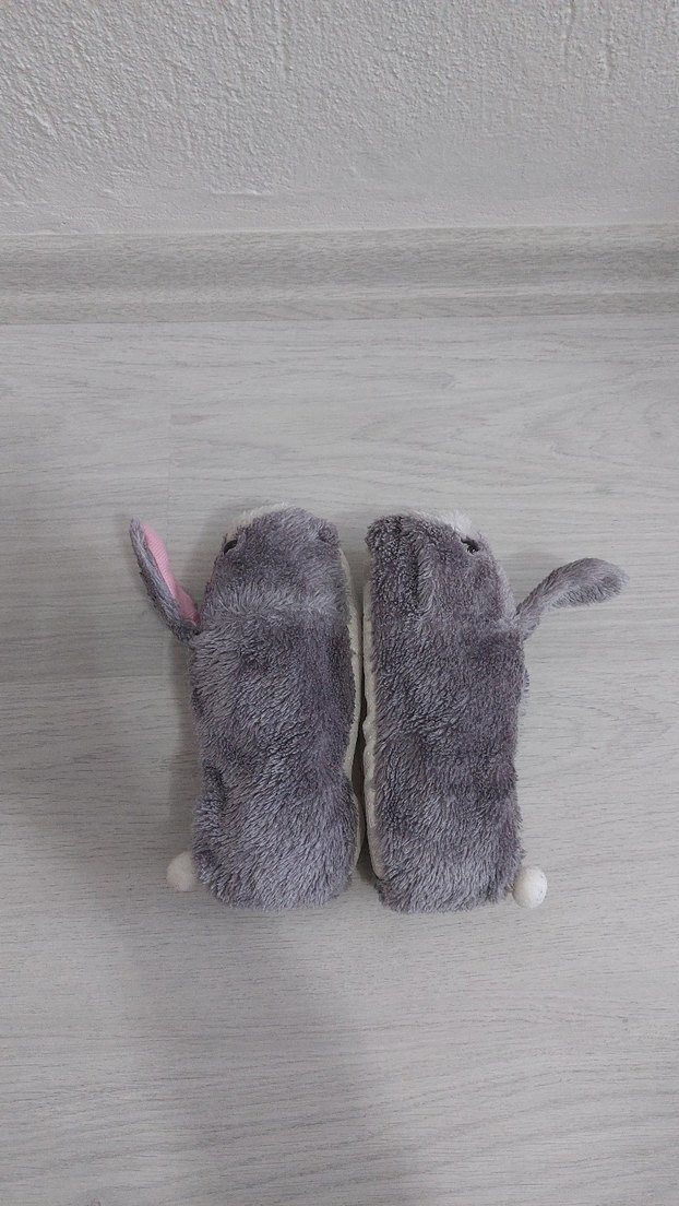 Kız Çocuk Gri Peluş Tavşan Ev Terliği - Görsel 5