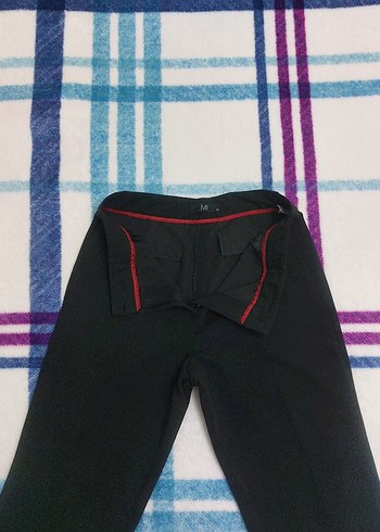 Siyah Kadın Normal Kesim Kumaş Pantolon - Görsel 4