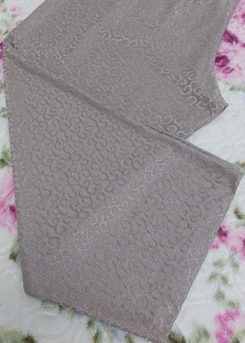 Dantel Detaylı Bol Kesim Kumaş Pantolon - Görsel 3