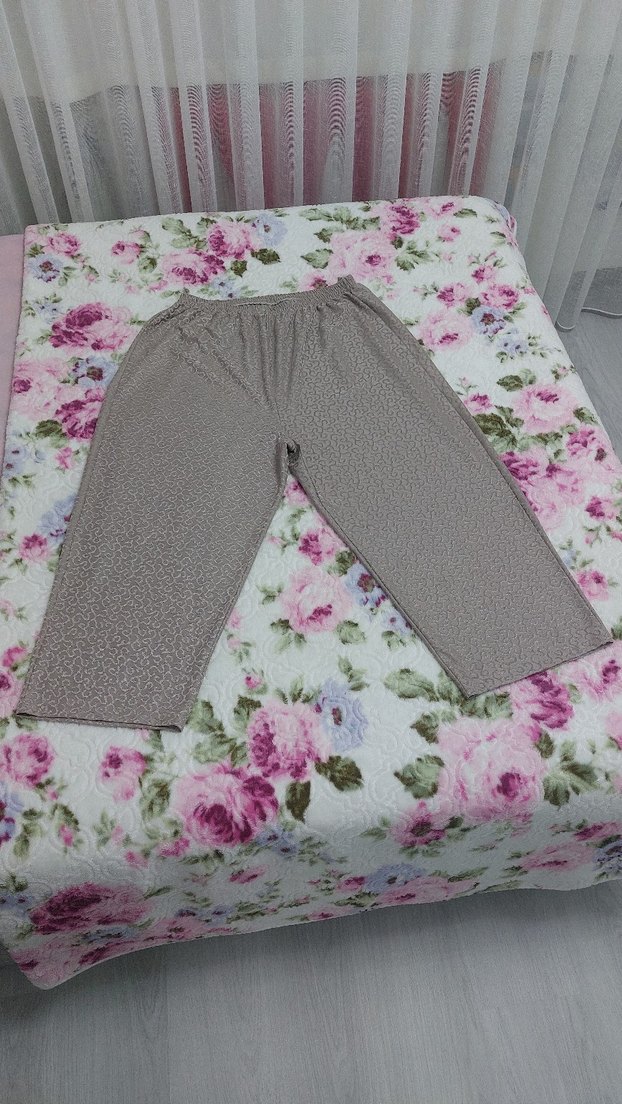 Dantel Detaylı Bol Kesim Kumaş Pantolon - Görsel 4