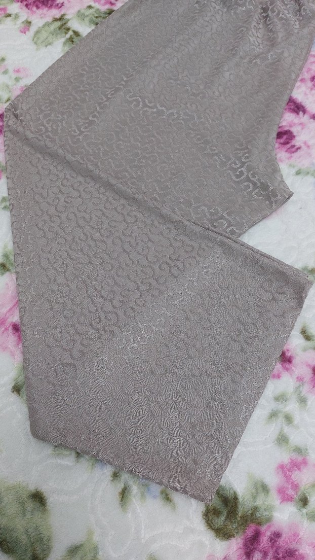 Dantel Detaylı Bol Kesim Kumaş Pantolon - Görsel 3