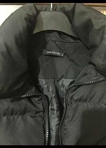 Bershka Mont 