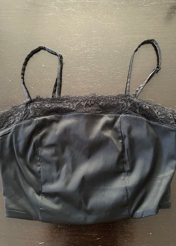 Dantelli Saten Crop