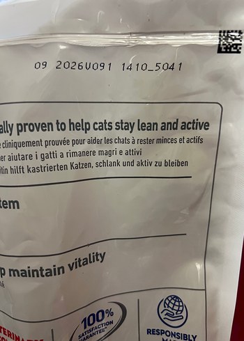 Hill's Science Plan Kısırlaştırılmış Kedi Maması Somonlu