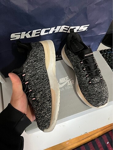 37 Beden Skechers orijinal ayakkabı