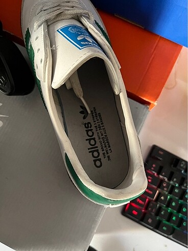 38 Beden beyaz Renk Adidas samba ayakkabı