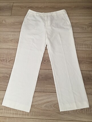 Beyaz kumaş klasik pantolon