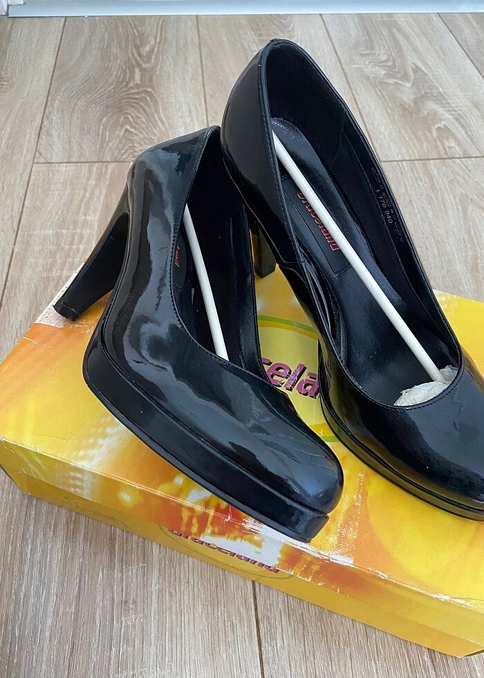 Siyah rugan ayakkabı - Görsel 3