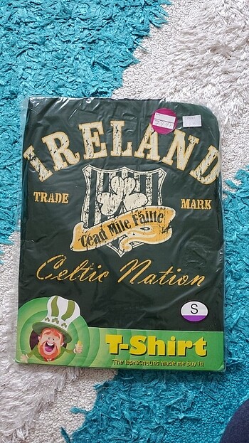 T-shirt Irelanda yazılı S beden unisex 