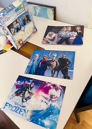 Disney Frozen Çift Taraflı Renkli Puzzle - Görsel 2