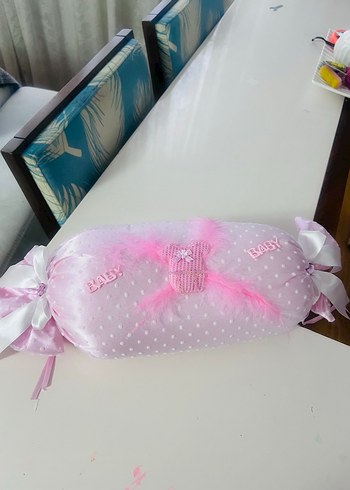 Pembe Nakışlı takı yastığı Yastığı el yapımıdır. - Görsel 2