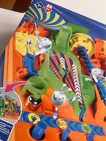 TOMY Screwball Scramble Level 2 platform oyunu