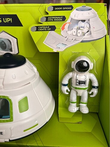 Astronot ve uzay mekiği