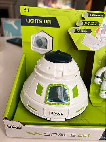 Beden Astronot ve uzay mekiği