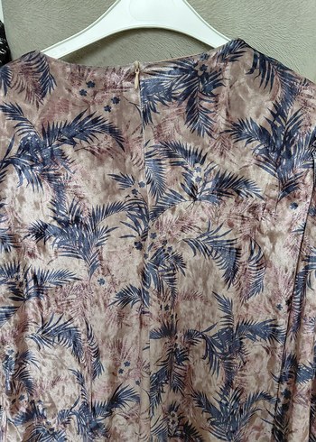 Tuğba kadife kısa etek üstü bluz - Görsel 5