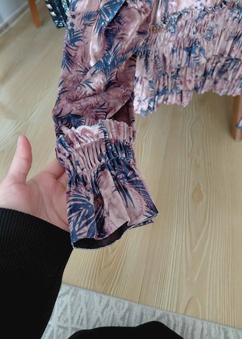 Tuğba kadife kısa etek üstü bluz - Görsel 2