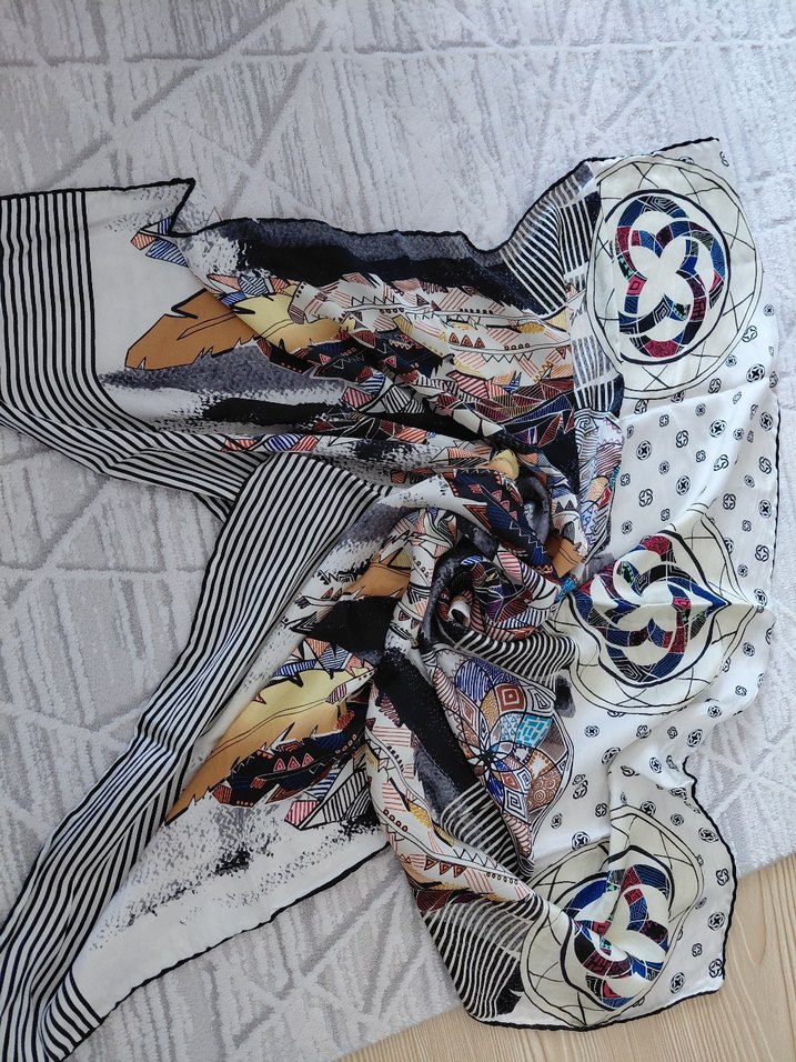 Aker ipek eşarp - Görsel 5