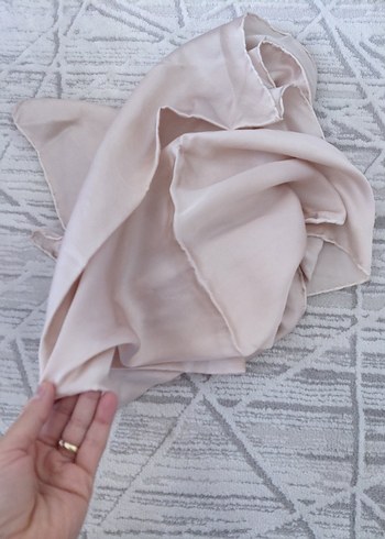 Cemre ipek şal - Görsel 2