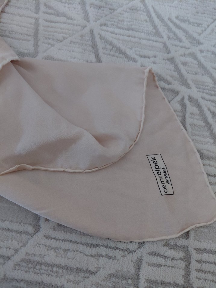 Cemre ipek şal - Görsel 4