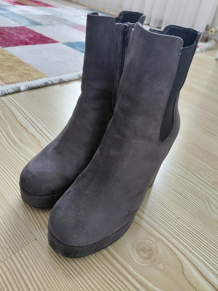 Gri Süet Platform Topuklu Kadın Bot - Görsel 2