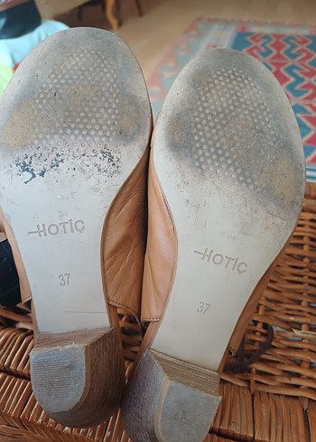 Bej Deri Dolgu Topuklu Vintage Kadın Ayakkabı - Görsel 4