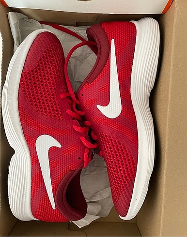 Nike spor syakkabı