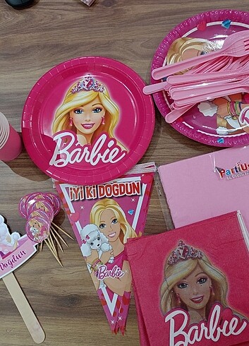 Barbie Parti malzeme