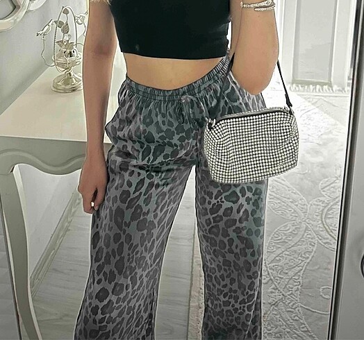 Zara Leopar pantalon